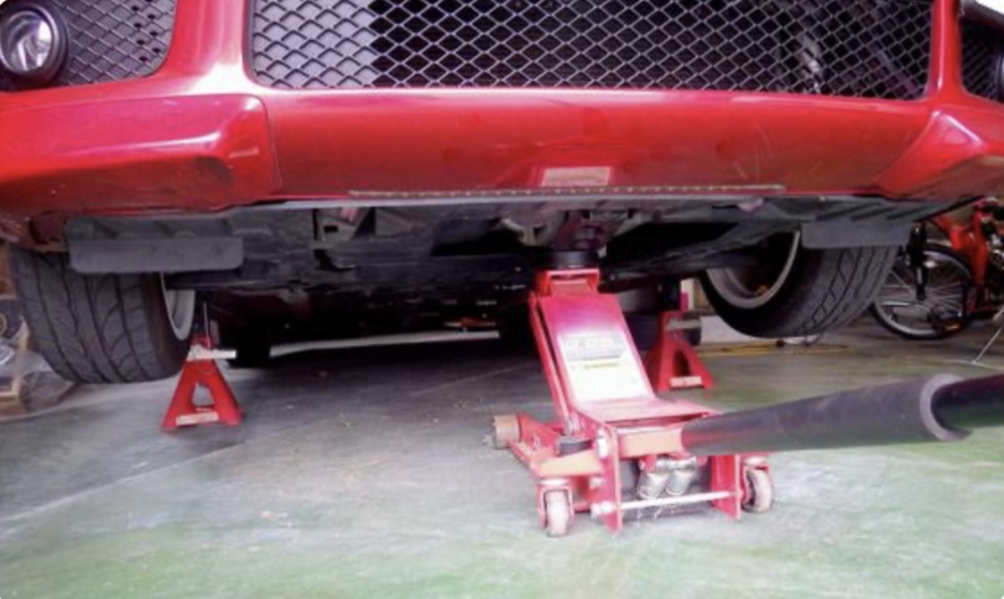 ガレージジャッキとリジットラック